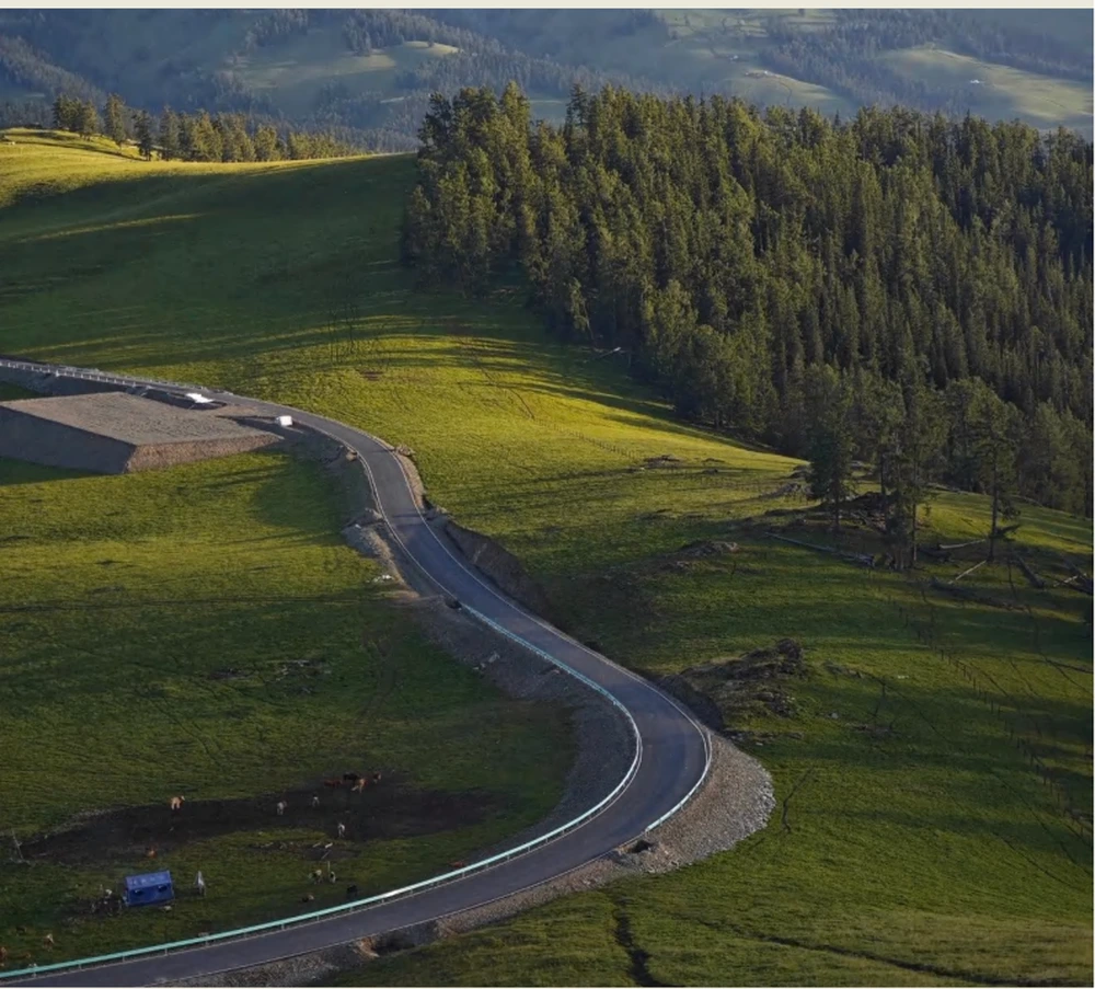 阿禾公路