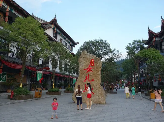 省钱干货全整理4天3晚跟团游