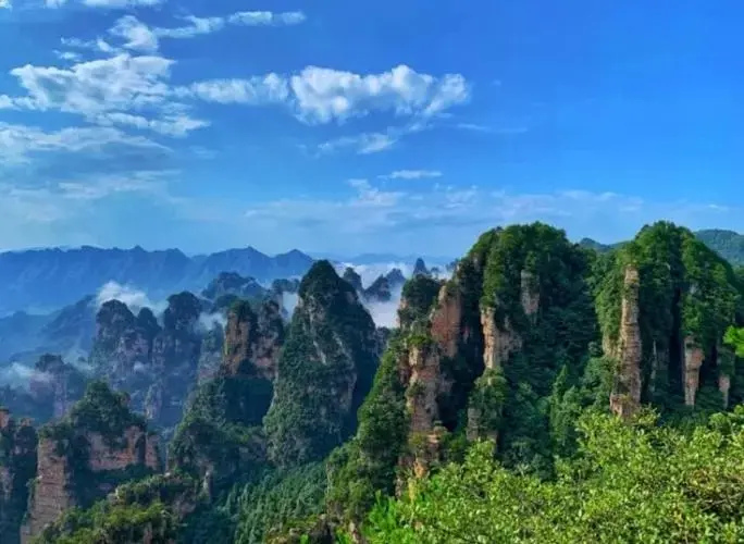 张家界5天4晚跟团游