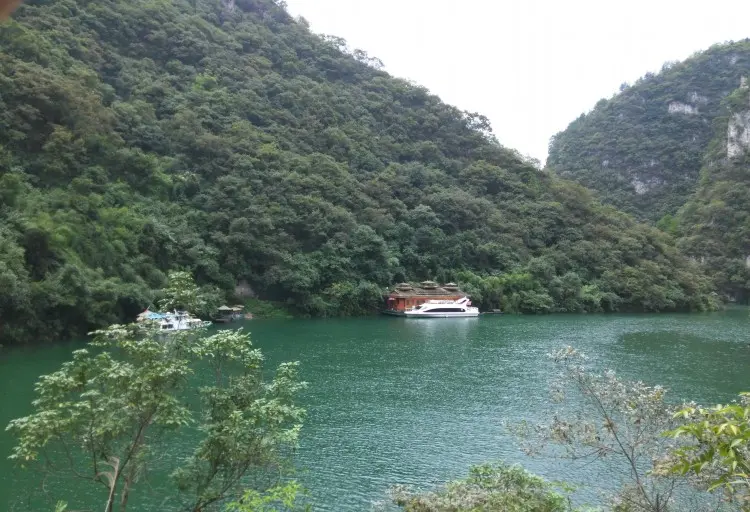 贵州5天4晚纯玩团