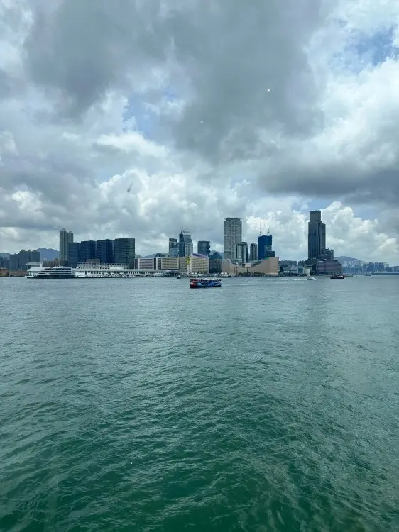 港澳4天3晚跟团游
