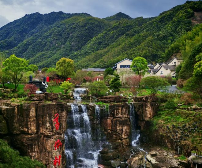 阿涛导游带你吃透5天4晚纯玩团