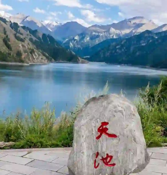 新疆8天7晚跟团游